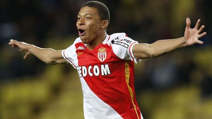 Dohoda je na svete. Stane sa Mbappé najdrahším futbalistom sveta?